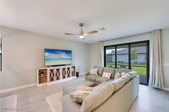 18546 Ives Dr in Estero, FL - Building Photo - Building Photo