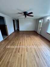 12560 Hughes St in Fostoria, OH - Building Photo - Building Photo