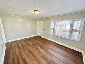 2071 Hubert Ave in Memphis, TN - Building Photo - Building Photo