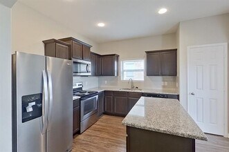 1504 Conley Ln in Crowley, TX - Building Photo - Building Photo