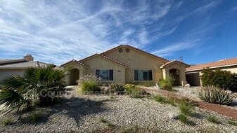 28175 Avenida La Paz in Cathedral City, CA - Building Photo