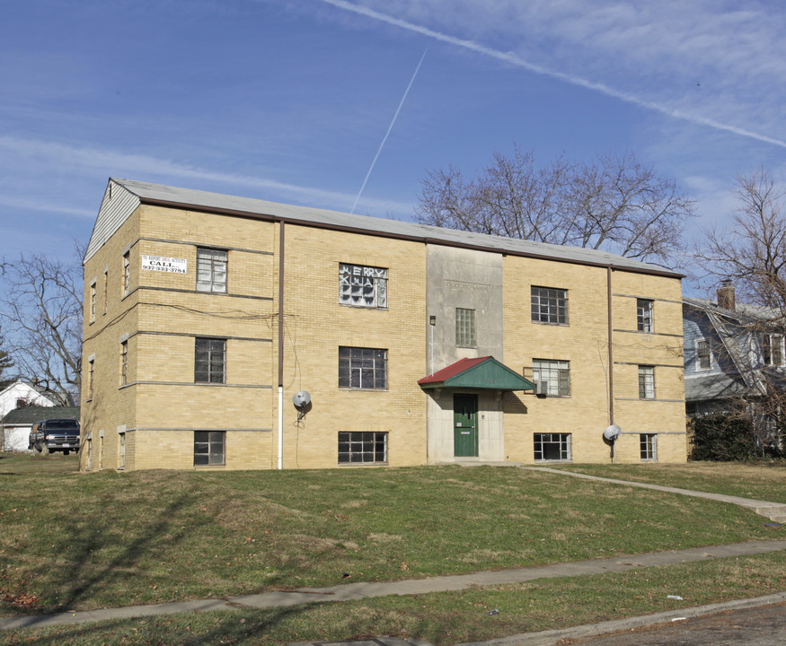 Norman Dee in Dayton, OH - Building Photo