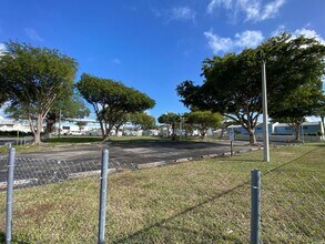 10350 SW 220th St in Cutler Bay, FL - Building Photo - Building Photo