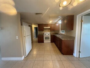 5202 School Rd in New Port Richey, FL - Building Photo - Building Photo