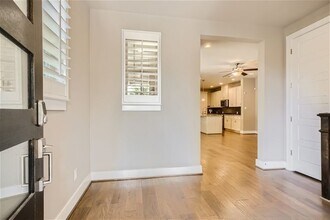 206 Ridgecrest, UNIT in San Antonio, TX - Building Photo - Building Photo