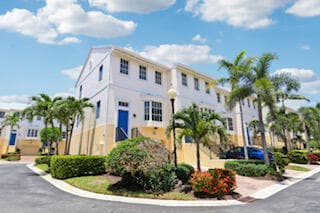 452 Juno Dunes Way in Juno Beach, FL - Building Photo - Building Photo