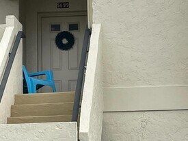 5899 Parkwalk Dr in Boynton Beach, FL - Building Photo