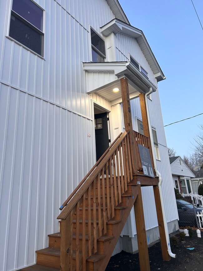 116 Sherwood St, Unit 1