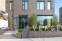 Verse in McLean, VA - Foto de edificio - Building Photo