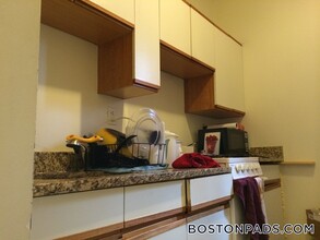 107 Gordon St in Boston, MA - Building Photo - Building Photo