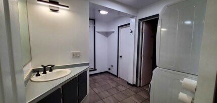 787 Applewood Rd, Unit 1st floor in Boulder Creek, CA - Foto de edificio - Building Photo