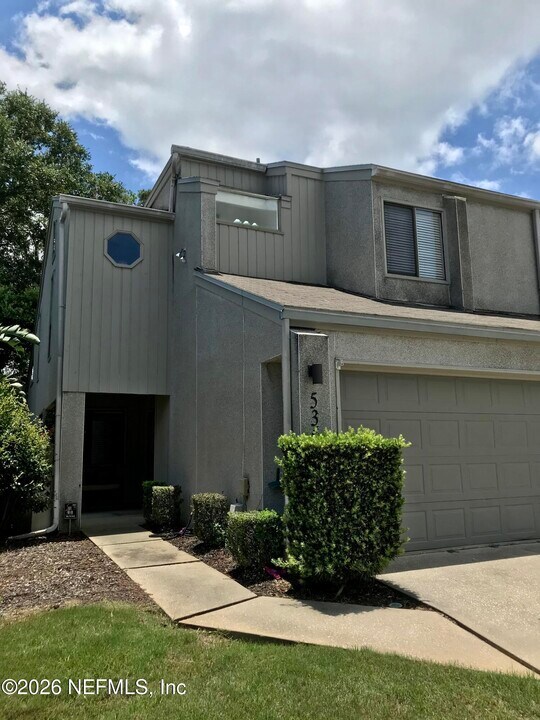 536 Pelican Key in Atlantic Beach, FL - Building Photo