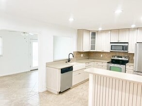200 Cedar Hill Ln in Springboro, OH - Building Photo - Building Photo