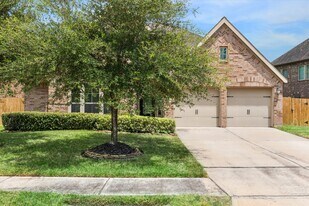 1917 Cayman Bend Ln in Pearland, TX - Building Photo