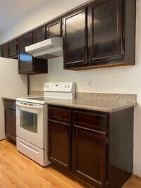 8299 Cambridge St photo'