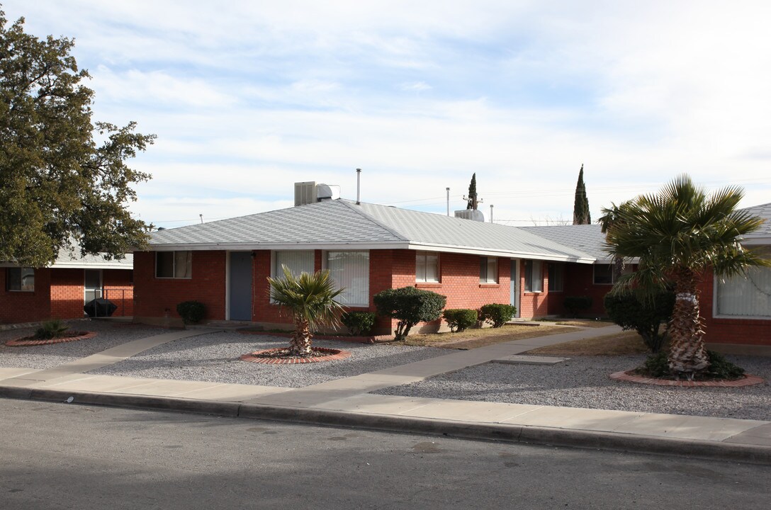2616 Morehead Ave in El Paso, TX - Foto de edificio