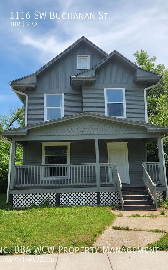 property at 1116 SW Buchanan St