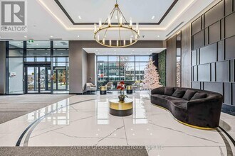 3220 Sheppard Ave E in Toronto, ON - Building Photo - Building Photo