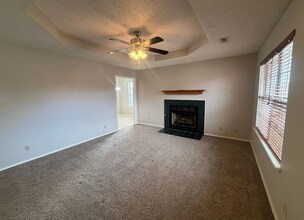 507 B Camellia Dr. in Bentonville, AR - Foto de edificio - Building Photo