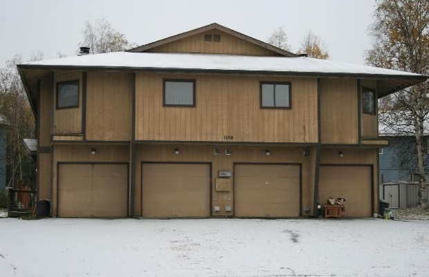 1150 Golden Dawn Cir in Anchorage, AK - Building Photo