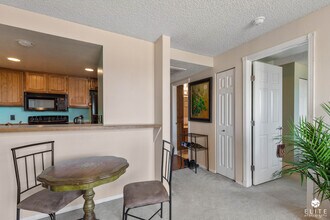 9645 Independence Dr, Unit 302 in Anchorage, AK - Building Photo - Building Photo