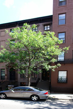 405 W 21st St in New York, NY - Building Photo - Building Photo