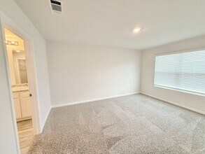 4384 Winged Elm Ct in Pace, FL - Building Photo - Building Photo