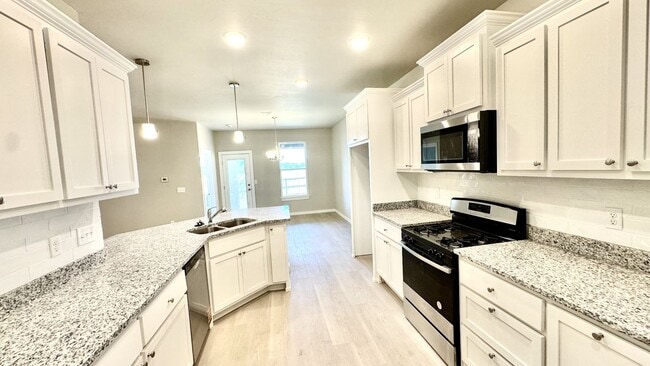 8325 NW 163rd Ter in Edmond, OK - Building Photo - Building Photo