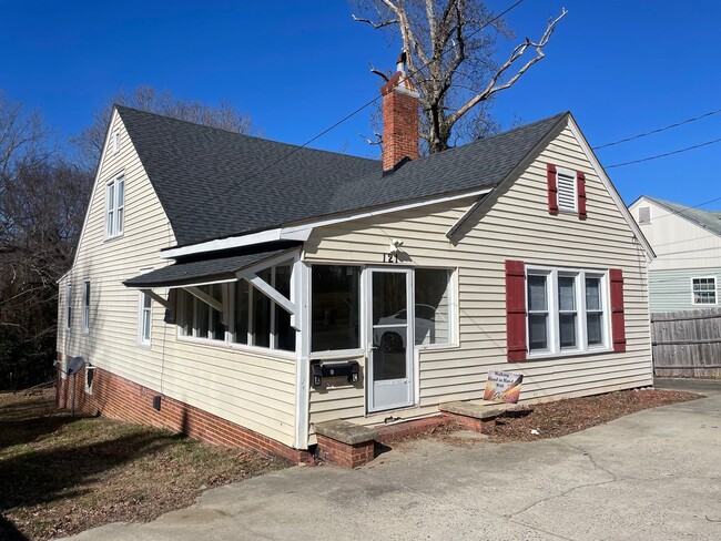 property at 121 S Randolph Ave