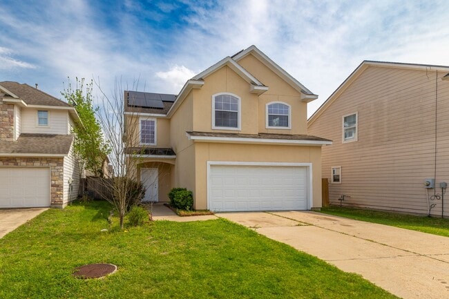 3215 Sapphire Star Dr