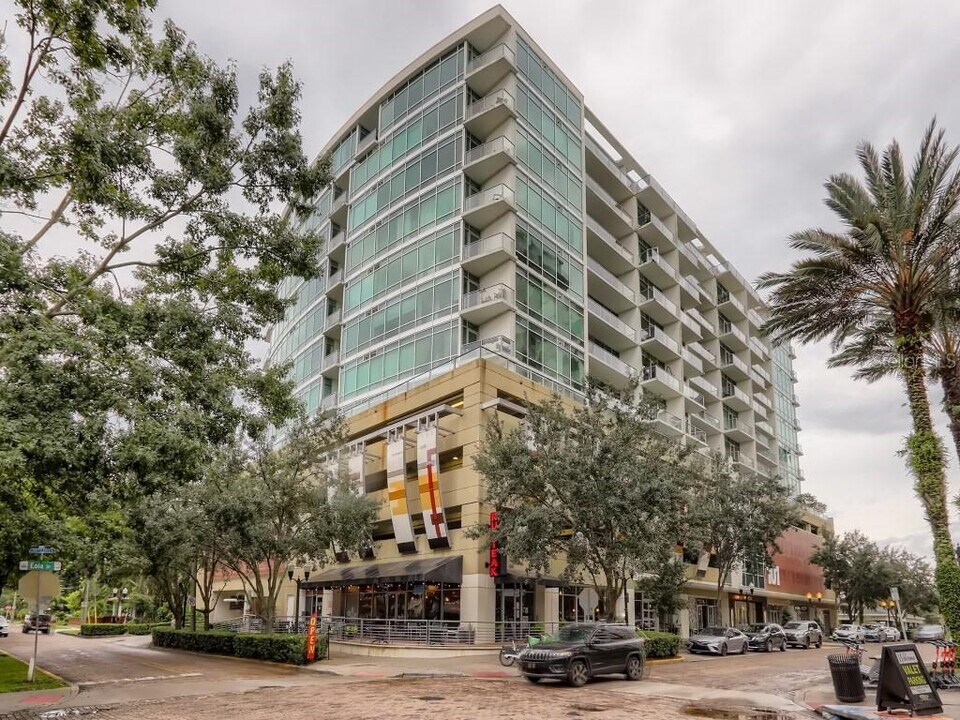 101 S Eola Dr in Orlando, FL - Building Photo