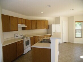 816 Statler Dr in Durham, NC - Building Photo - Building Photo