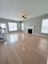 7876 Ashenden Dr in Columbus, OH - Building Photo - Building Photo