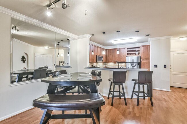 property at 1711 Old Spanish Trl