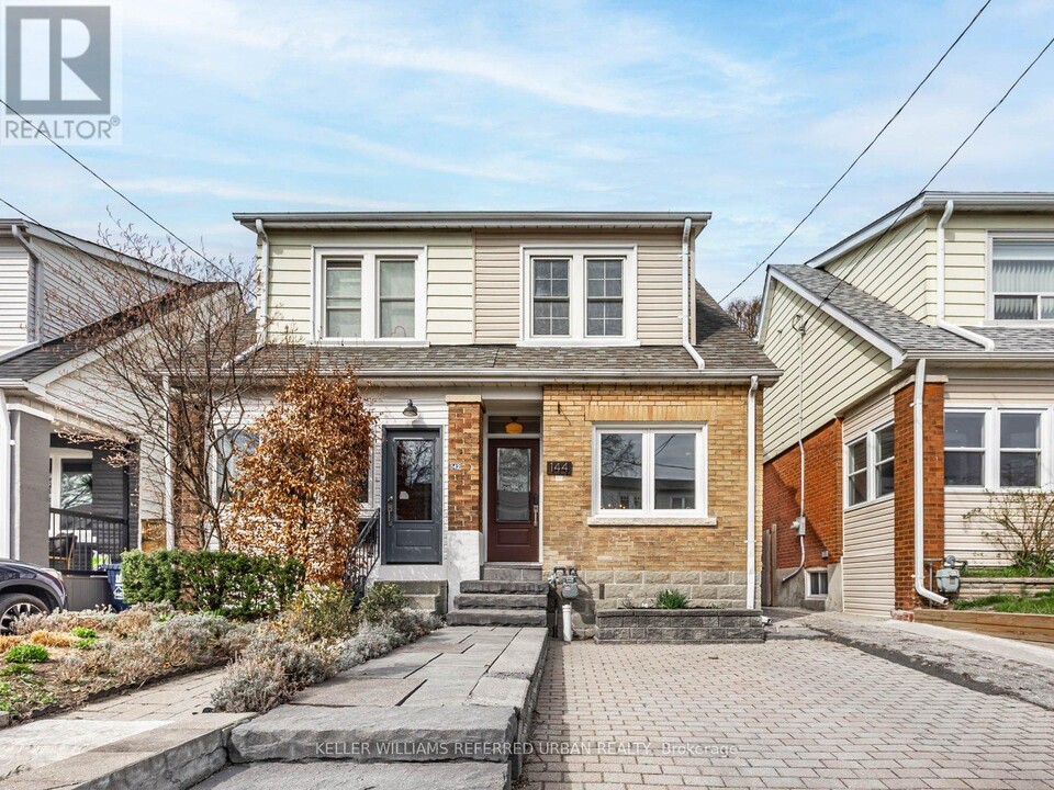 144 Bastedo Ave in Toronto, ON - Building Photo