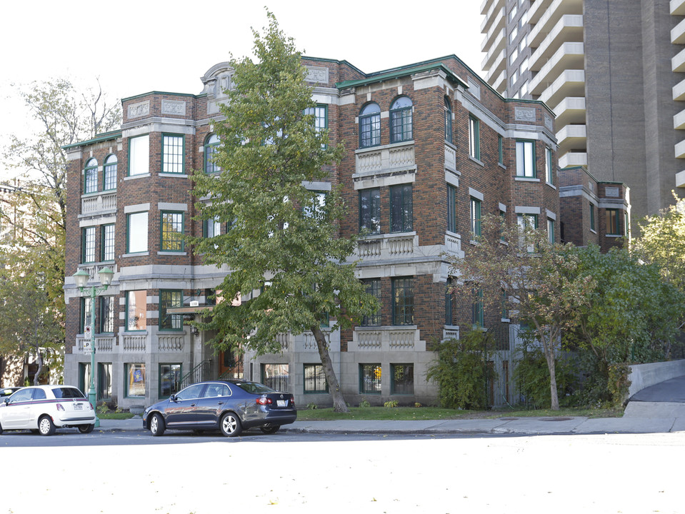 1160 Laurier Av E in Montréal, QC - Building Photo