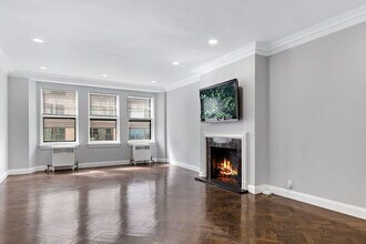 1640 E 50th St in Chicago, IL - Building Photo - Building Photo
