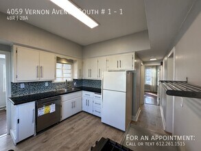 4059 Vernon Ave S in Minneapolis, MN - Building Photo - Building Photo