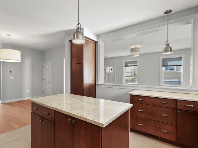 431 Neponset St in Norwood, MA - Foto de edificio - Building Photo