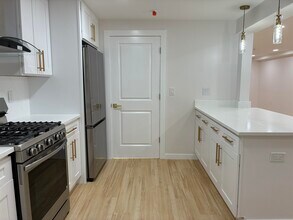 716 11TH St in Union City, NJ - Building Photo - Building Photo