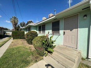 2132-2136 E Peralta Wy in Fresno, CA - Building Photo - Building Photo