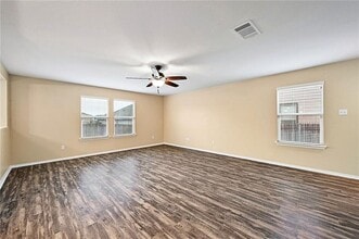 171 Violet in Kyle, TX - Building Photo - Building Photo