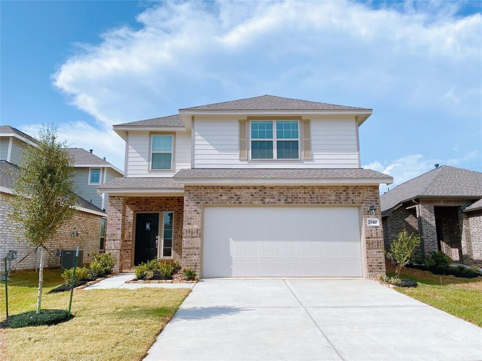 25410 Katy Gate Ln in Katy, TX - Foto de edificio