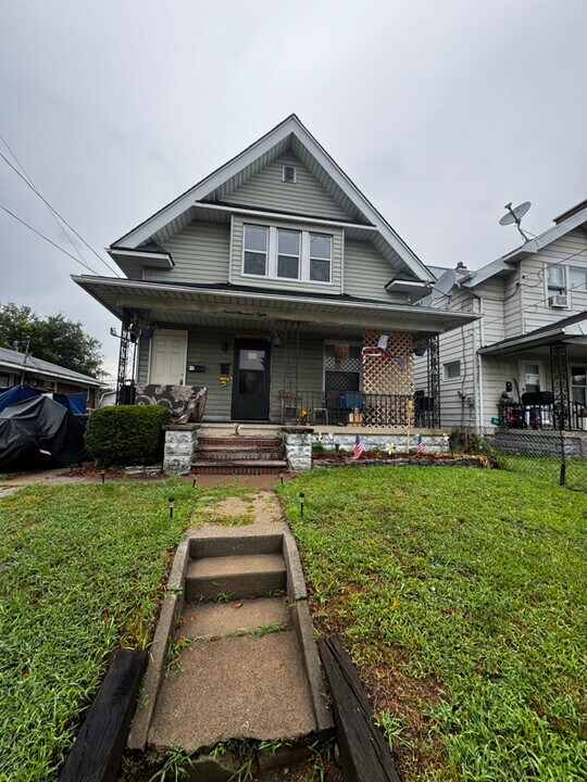 708 Spencer St in Toledo, OH - Building Photo