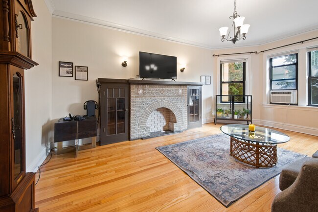 2708 W Cortland St in Chicago, IL - Building Photo - Building Photo