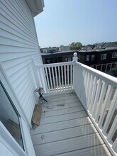 87 Winthrop Shore Dr, Unit 3 in Winthrop, MA - Building Photo - Building Photo