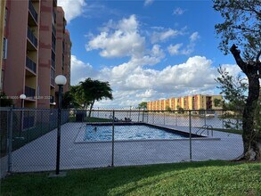 4801 NW 7th St in Miami, FL - Building Photo - Building Photo