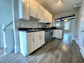 2335 Sarah St in Pittsburgh, PA - Building Photo - Building Photo