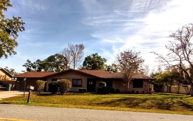 property at 311 NE 47th Ct