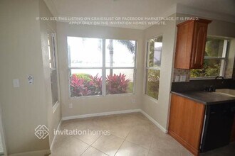7542 Bristol Bay Ln in Greenacres, FL - Building Photo - Building Photo